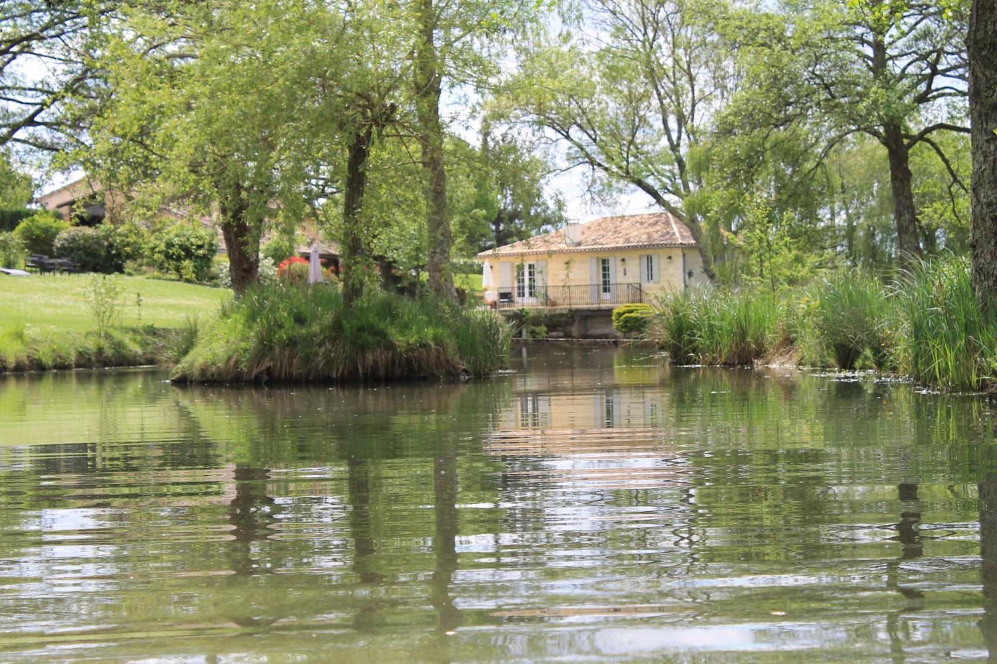 Moulin Notre Dame Hotell Saint-Genès-de-Castillon Eksteriør bilde