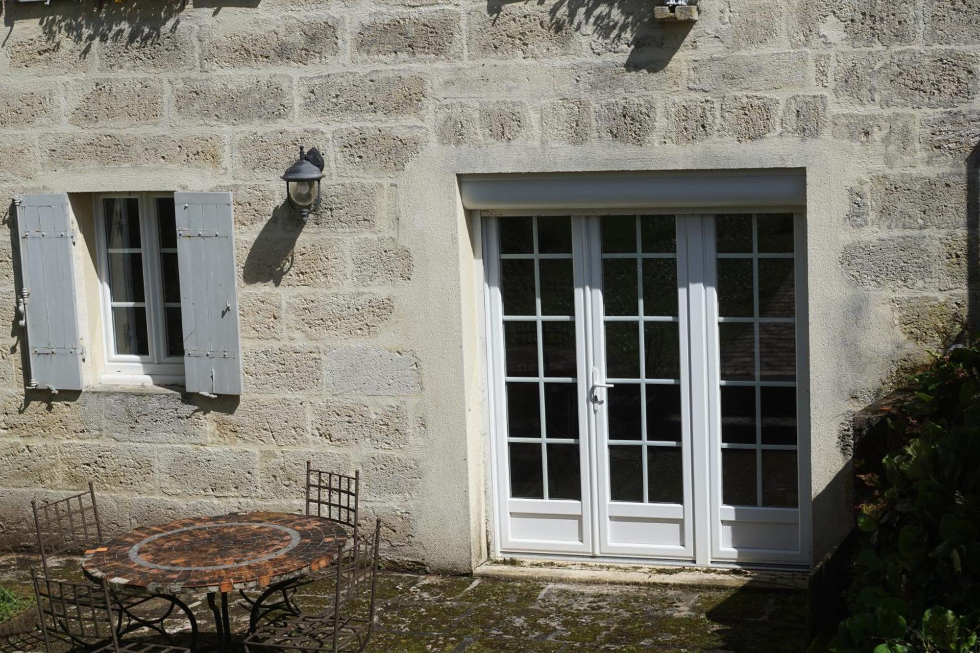 Moulin Notre Dame Hotell Saint-Genès-de-Castillon Eksteriør bilde